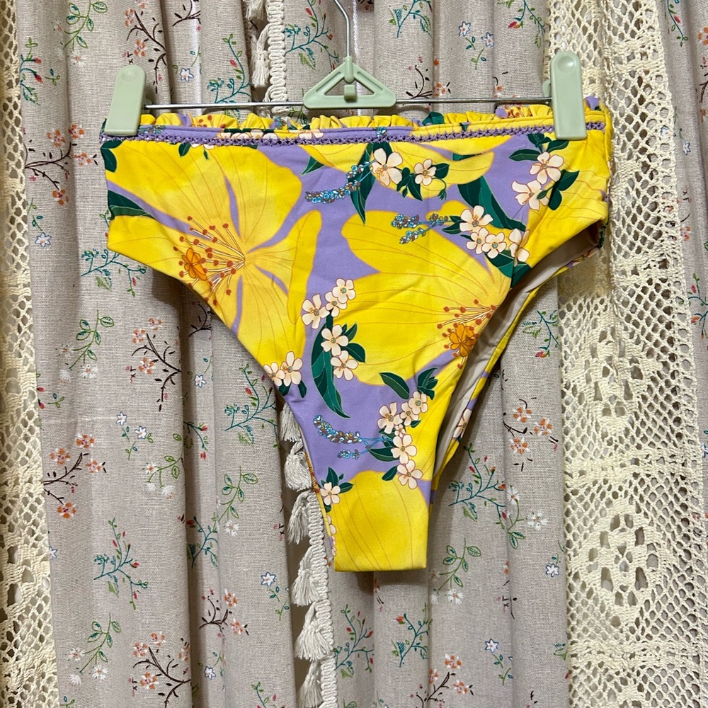 Farm Rio Pietra Floral Hot Pants Bikini Bottom NWT Size S
